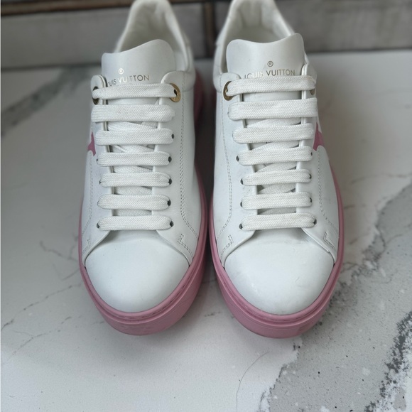 Authentic Louis Vuitton pink and white time out sneaker - Picture 5 of 6